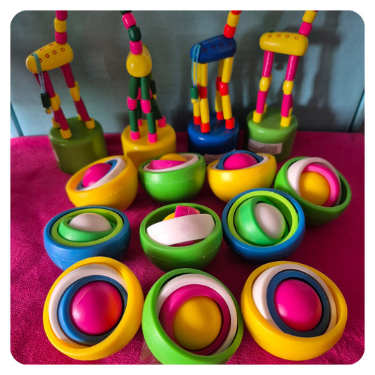 Colourful Fingertip spin balls